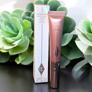 Charlotte Tilbury | Glowgasm Beauty Light Wand Blush | Pinkgasm